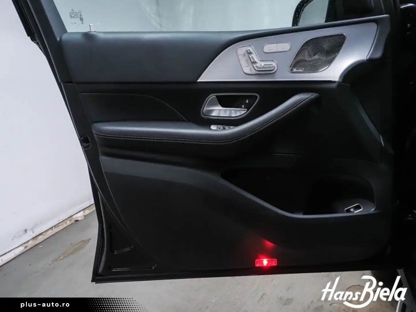 MERCEDES-BENZ GLE 2025 — imagine 10