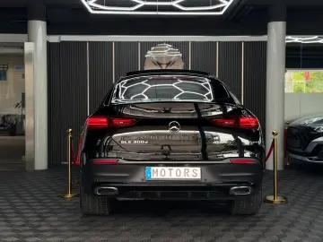 MERCEDES-BENZ GLE 300 d COUPE 4M AMG PANO BURM NIGHT 360  22