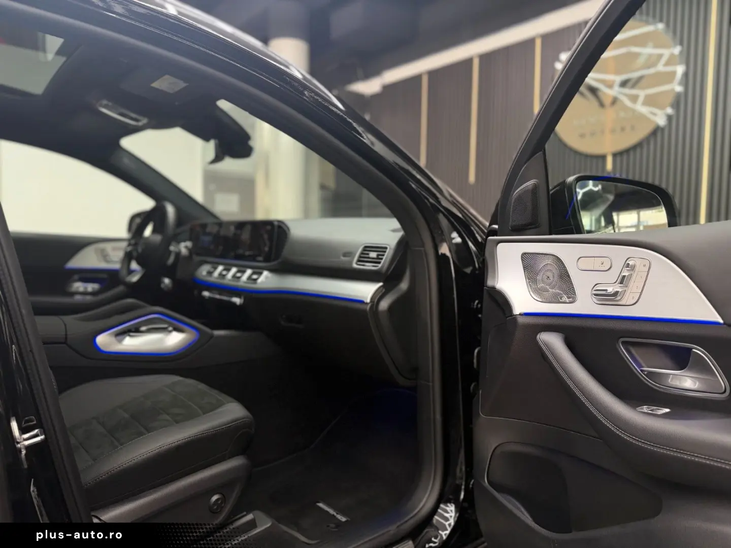 MERCEDES-BENZ GLE 2025 — imagine 18