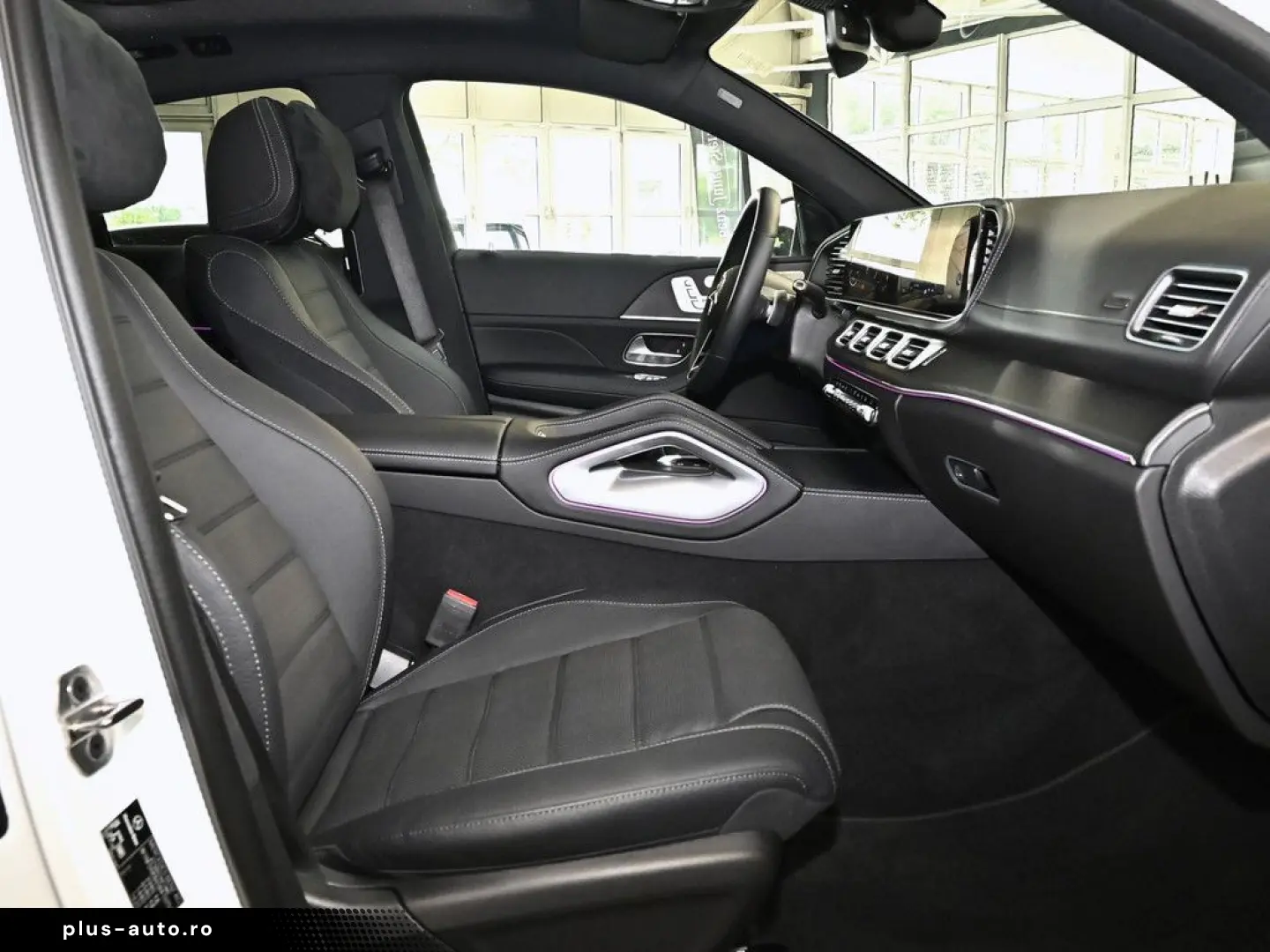 MERCEDES-BENZ GLE 2025 — imagine 4