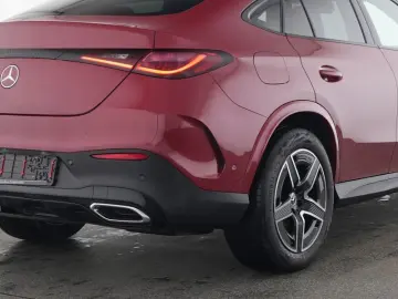 MERCEDES-BENZ GLC 300 d 4M Coupe AMG-ADV  AHK PANO M…