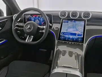 MERCEDES-BENZ GLC 300 d 4M Coupe AMG-ADV  AHK PANO M…