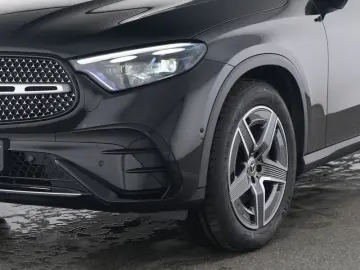 MERCEDES-BENZ GLC 300 d 4M AMG-ADV  PANO AHK 360  ME…