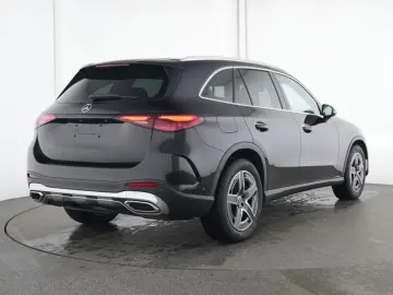 MERCEDES-BENZ GLC 300 d 4M AMG-ADV  PANO AHK 360  ME…