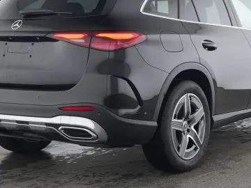 MERCEDES-BENZ GLC 300 d 4M AMG-ADV  PANO AHK 360  ME…