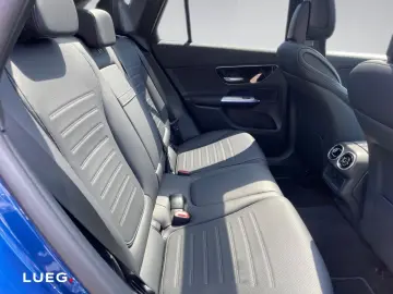 MERCEDES-BENZ GLC 300 d 4MATIC Airpanel Distronic Ni…