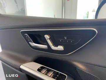 MERCEDES-BENZ GLC 300 d 4MATIC Airpanel Distronic Ni…