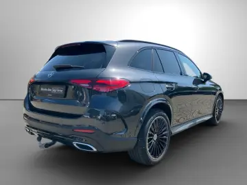 MERCEDES-BENZ GLC 300 4M AMG Premium Pano AHK 20&apo…