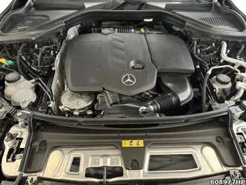MERCEDES-BENZ GLC 300 de 4M AMG Coupé AHK Pano Digital-Light