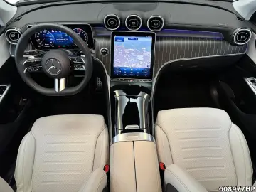 MERCEDES-BENZ GLC 300 de 4M AMG Coupé AHK Pano Digital-Light