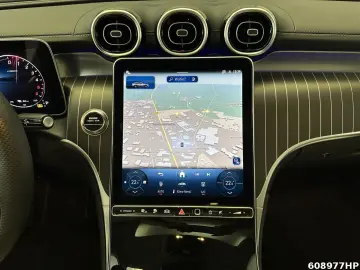 MERCEDES-BENZ GLC 300 de 4M AMG Coupé AHK Pano Digital-Light