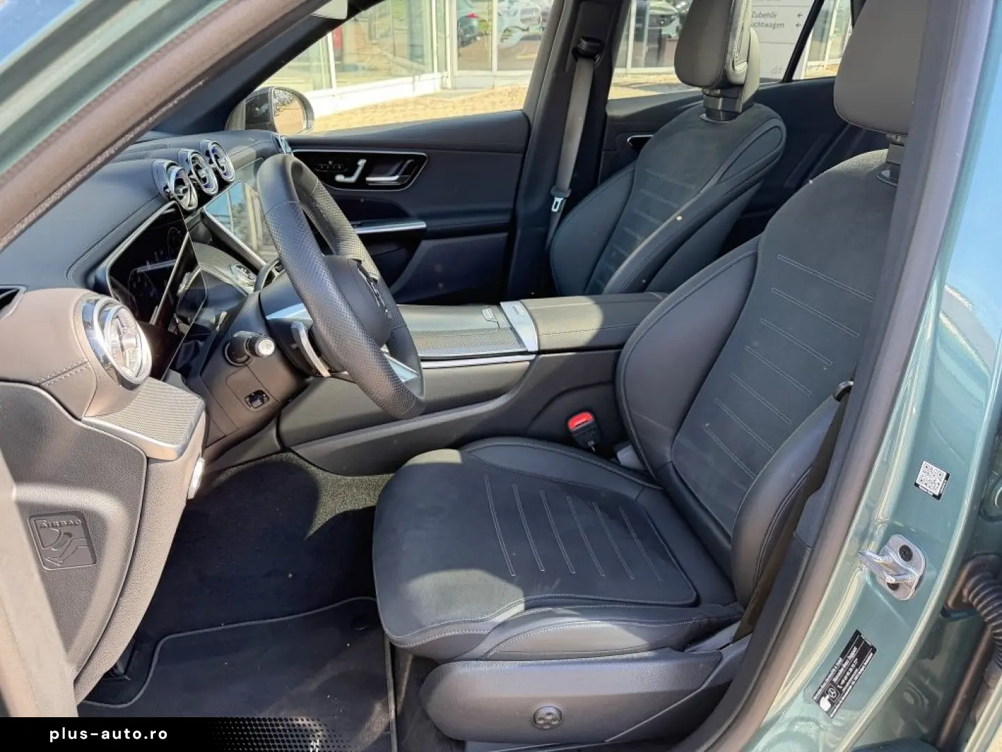 MERCEDES-BENZ GLC 2025 — imagine 8