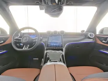 MERCEDES-BENZ GLC 300 de 4M AMG AHK FAHRASSI DISTR M…