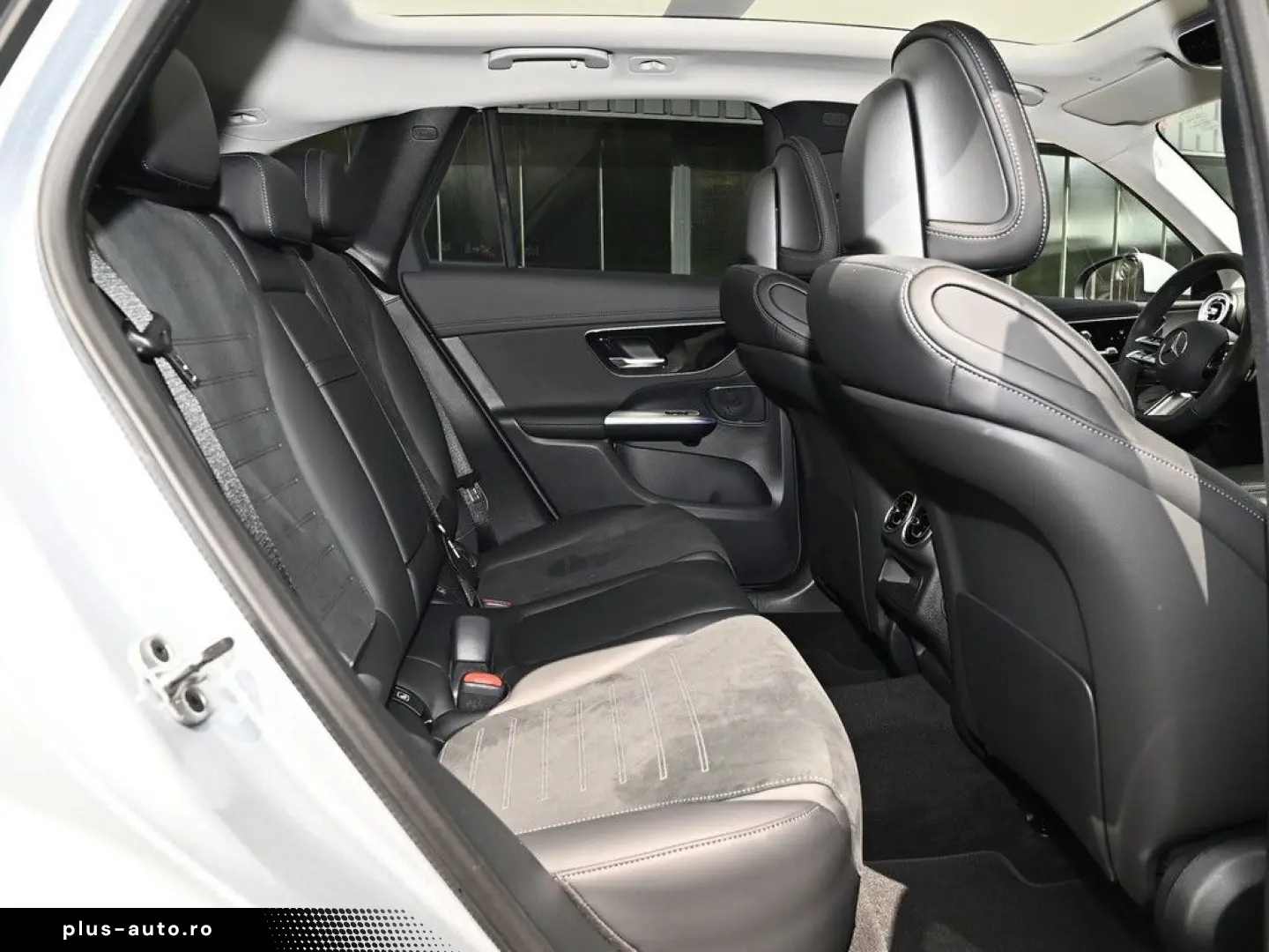 MERCEDES-BENZ GLC 2025 — imagine 9