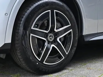 MERCEDES-BENZ GLC 300 d 4M AMG Sport Advanced  AHK P…