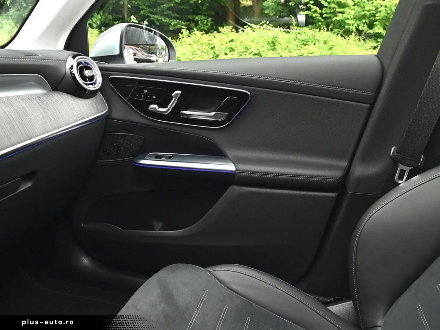 MERCEDES-BENZ GLC 2025 — imagine 17
