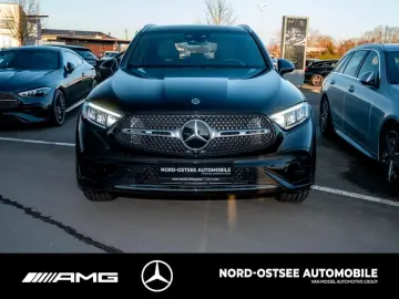 MERCEDES-BENZ GLC 300 d 4M AMG DISTRONIC AHK KEYLESS…
