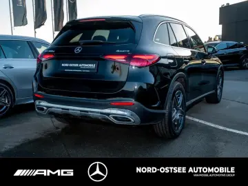 MERCEDES-BENZ GLC 300 d 4M AMG DISTRONIC AHK KEYLESS…