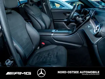 MERCEDES-BENZ GLC 300 d 4M AMG DISTRONIC AHK KEYLESS…