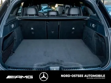 MERCEDES-BENZ GLC 300 d 4M AMG DISTRONIC AHK KEYLESS…