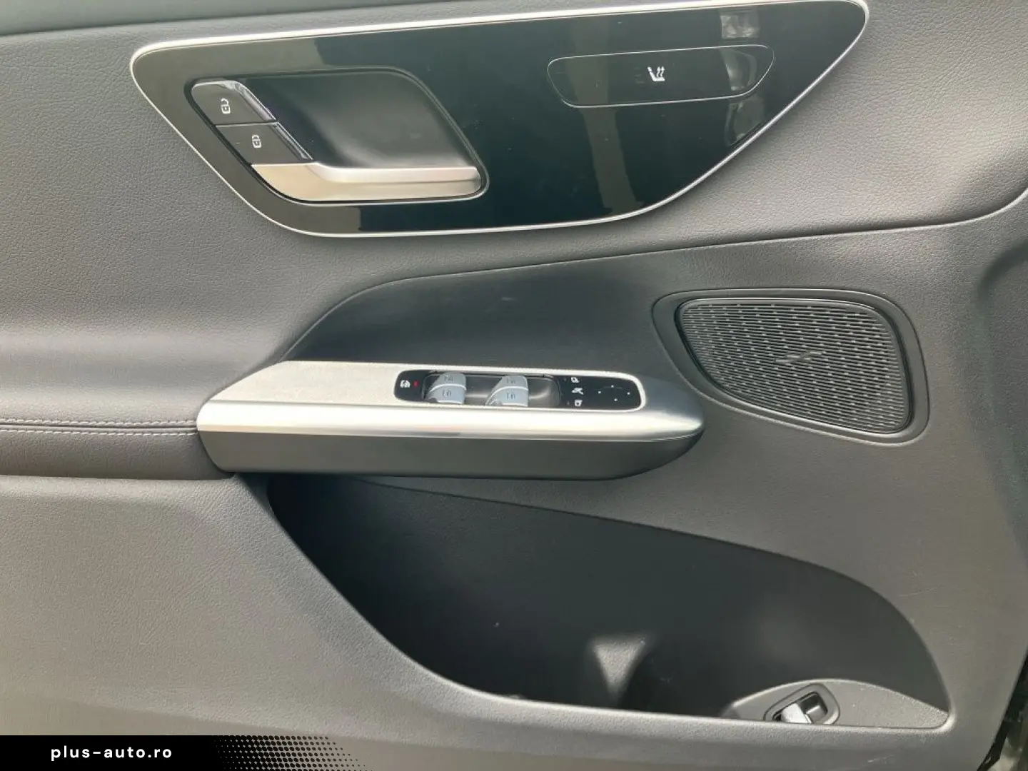 MERCEDES-BENZ GLC 2024 — imagine 9