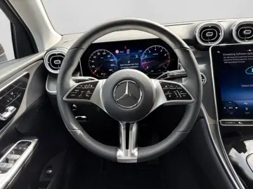 MERCEDES-BENZ GLC 200 4M Coupé AVANTGARDE DISTR MEMO AHK 360