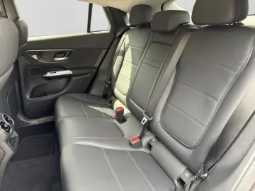 MERCEDES-BENZ GLC 200 4M Coupé AVANTGARDE DISTR MEMO AHK 360