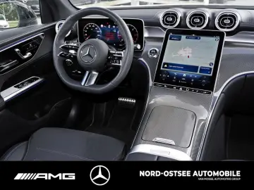 MERCEDES-BENZ GLC 300 d AMG 4M AHK DISTRONIC MBUX SH…