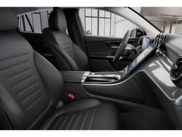 MERCEDES-BENZ GLC 200 4M Coupé AMG AMBIENTE DISTRO N…