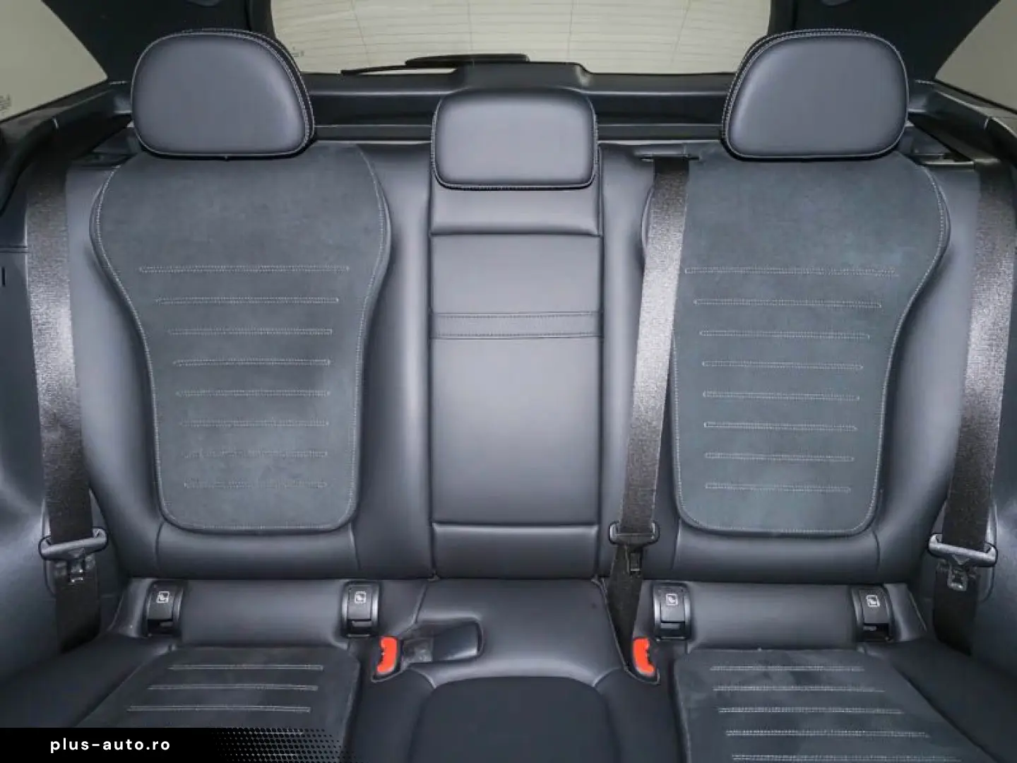 MERCEDES-BENZ GLC 2025 — imagine 10