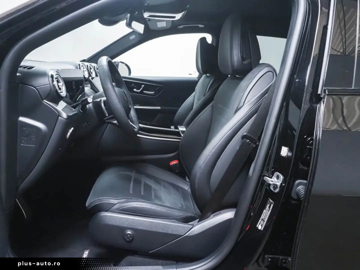 MERCEDES-BENZ GLC 2025 — imagine 11