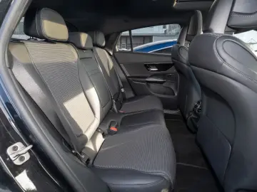 MERCEDES-BENZ GLC 200 4MATIC Coupé 360 ACC AUT Fernlichtass.