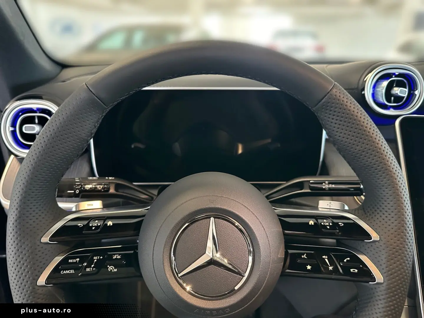 MERCEDES-BENZ GLC 2025 — imagine 8