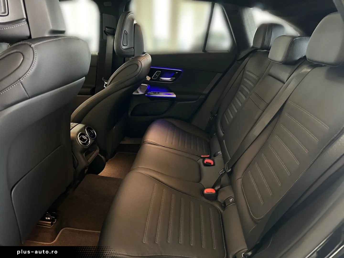 MERCEDES-BENZ GLC 2025 — imagine 11