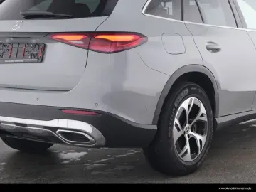 MERCEDES-BENZ GLC200 4M AHK ARTICO DISTRONIC 360 KAM…