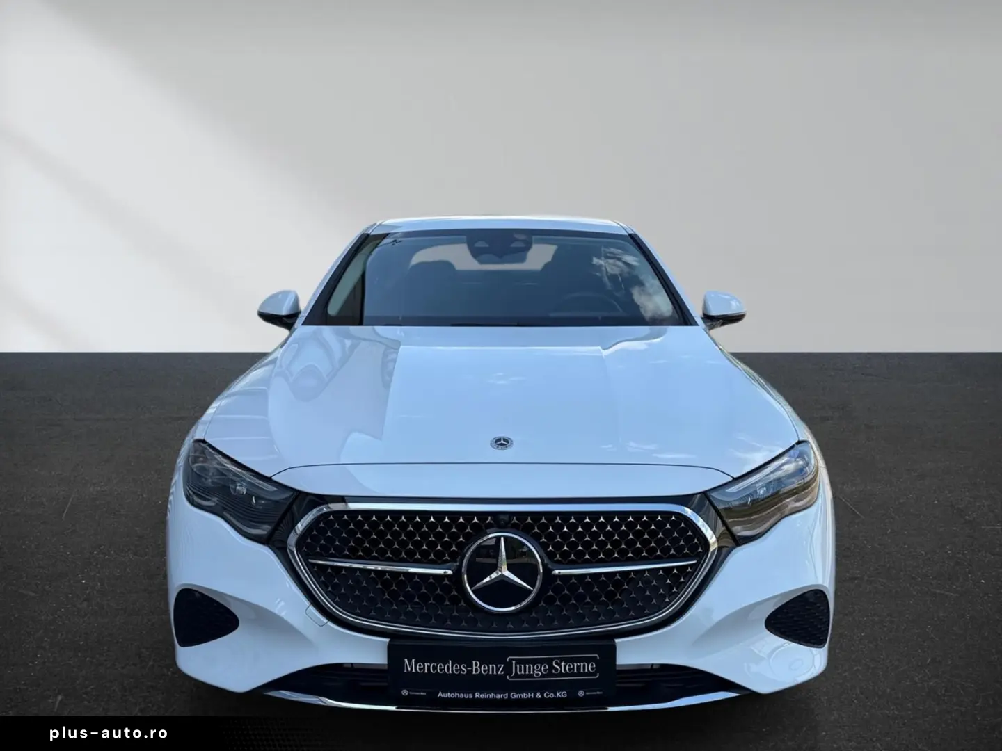 MERCEDES-BENZ E-Class 2025 — imagine 3