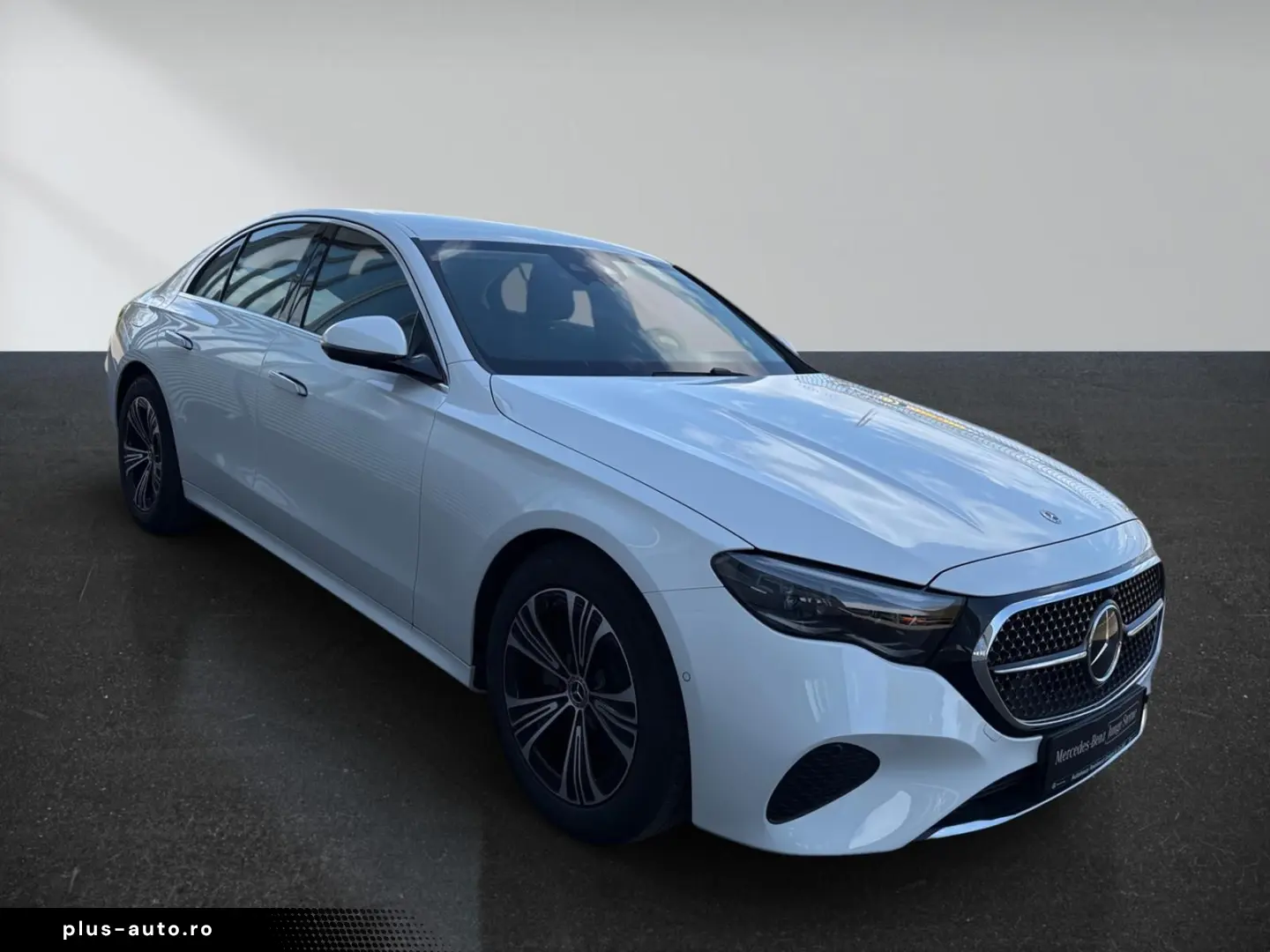 MERCEDES-BENZ E-Class 2025 — imagine 4