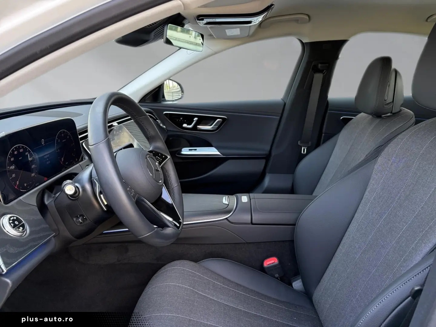 MERCEDES-BENZ E-Class 2025 — imagine 9