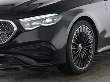 MERCEDES-BENZ E 400 e 4M  AMG PANO AIRMAT NIGHT DIGI…