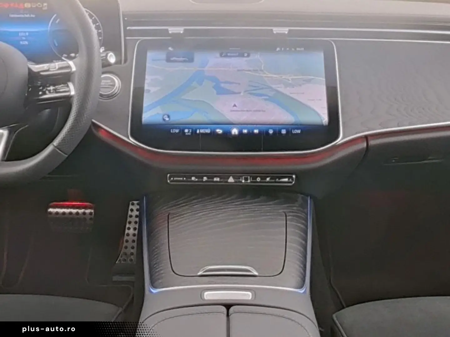 MERCEDES-BENZ E-Class 2025 — imagine 7