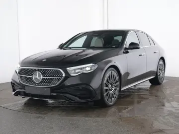 MERCEDES-BENZ E 220 d AMG Sport Distr Pano Sitzkl St…