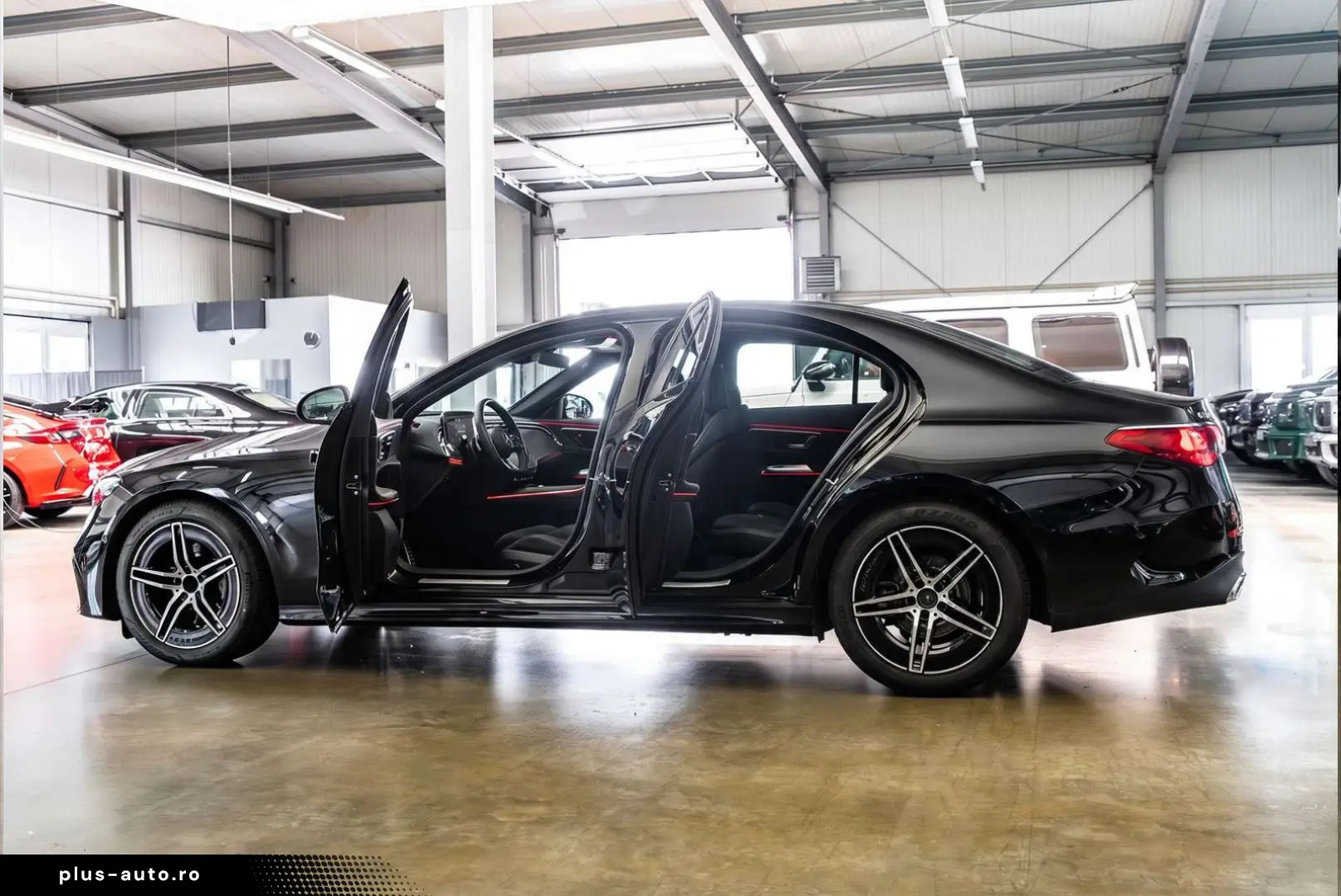 MERCEDES-BENZ E-Class 2025 — imagine 13