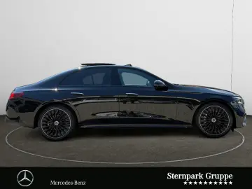 MERCEDES-BENZ E 220 d AMG Pano LEDER Distro SUPER Burmester