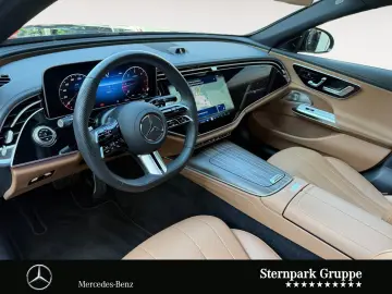 MERCEDES-BENZ E 220 d AMG Pano LEDER Distro SUPER Burmester