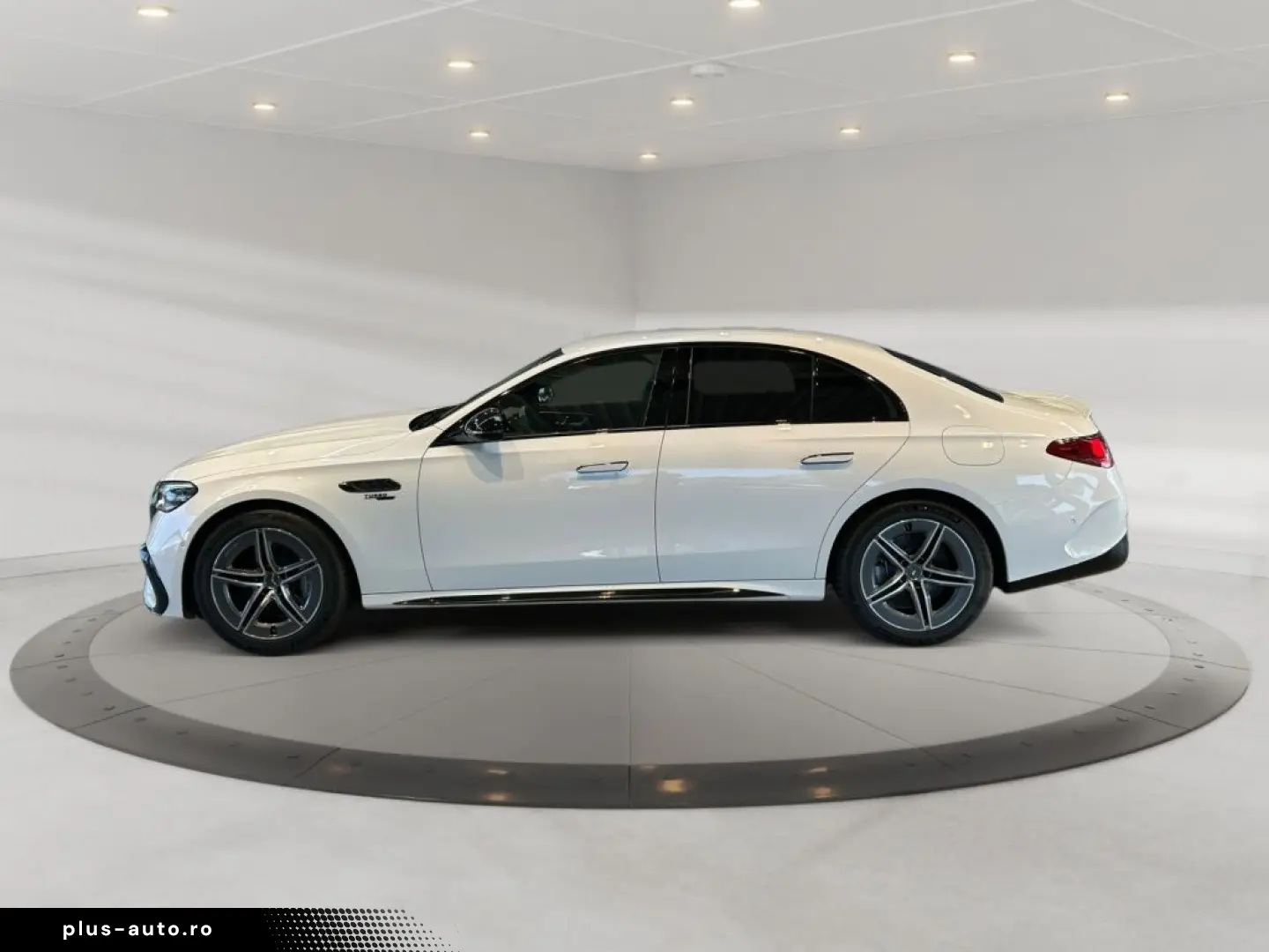 MERCEDES-BENZ E-Class 2025 — imagine 4