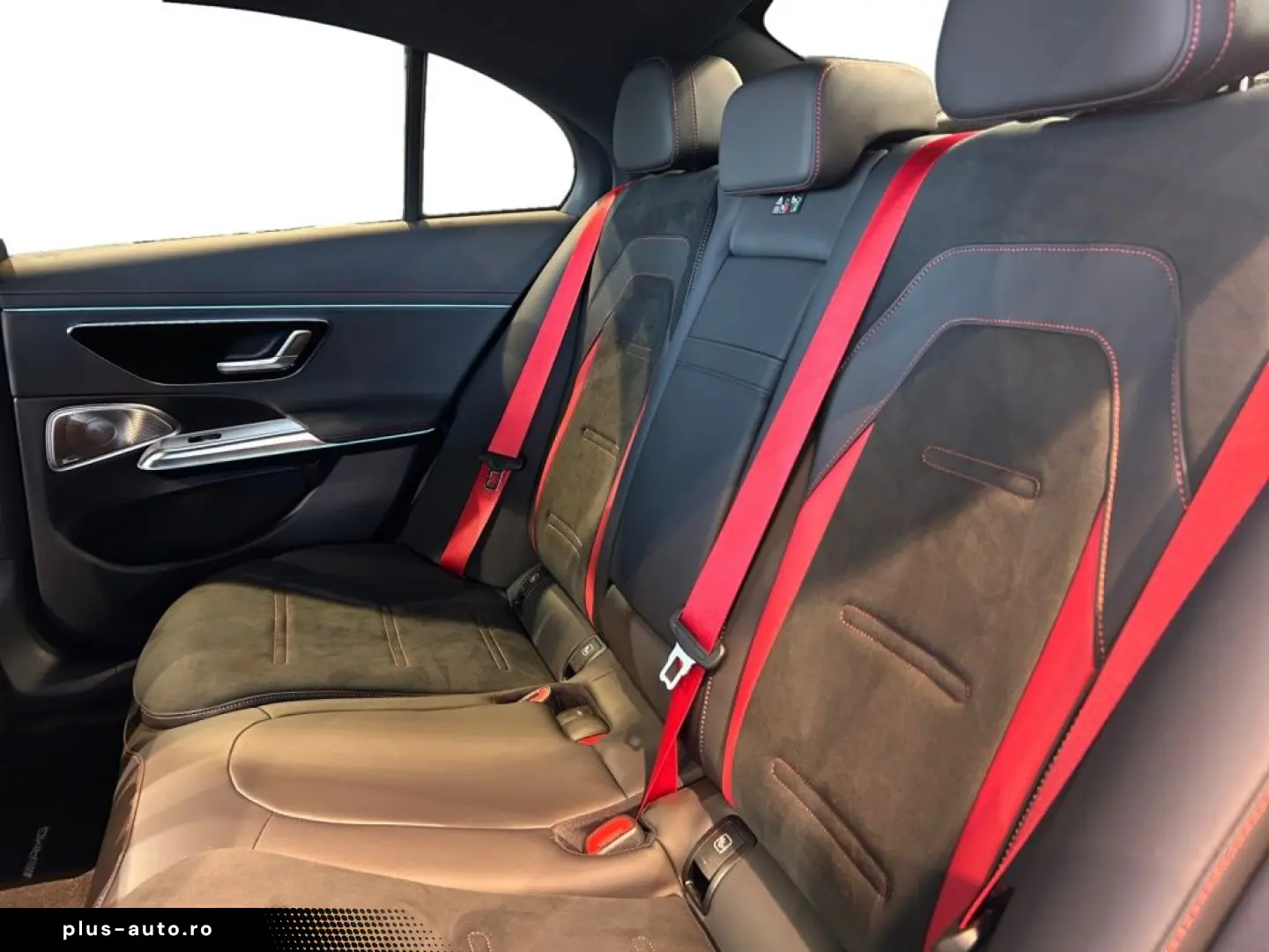 MERCEDES-BENZ E-Class 2025 — imagine 10