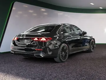 MERCEDES-BENZ E 200 4M AMG Sport Advanced Superscree…
