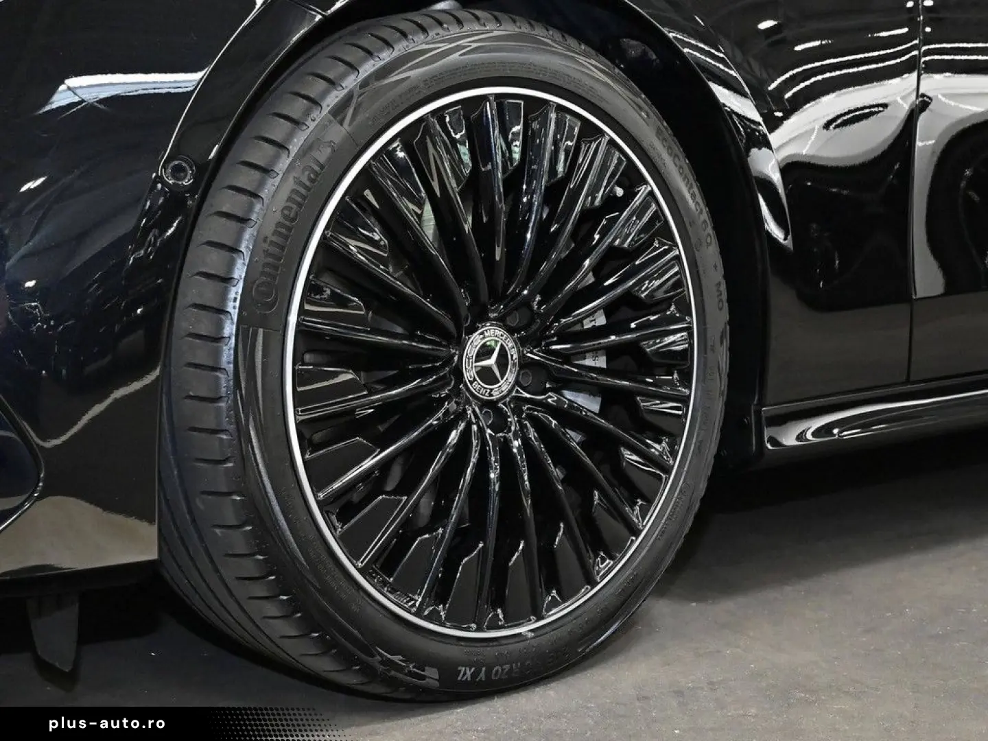 MERCEDES-BENZ E-Class 2025 — imagine 10