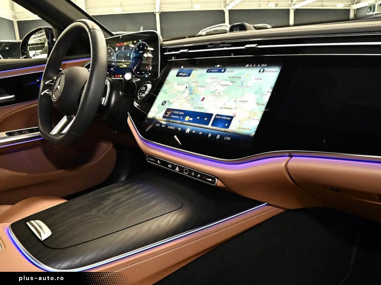 MERCEDES-BENZ E-Class 2025 — imagine 11