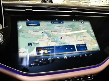 MERCEDES-BENZ E 200 4M AMG Sport Advanced Superscree…